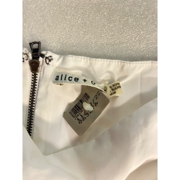 Alice + Olivia White Short Dress With Ruffle Sleeves Medium fits Small - Picture 4 of 4